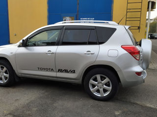 Toyota Rav 4 foto 2