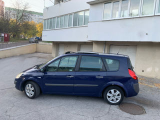 Renault Grand Scenic foto 3