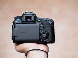 Canon 70D body foto 3