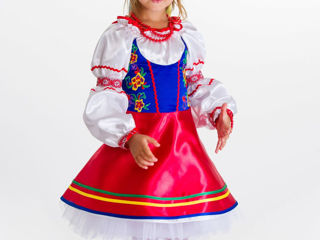 Costume de carnaval de Primavara și rochii de gala în chirie. Весенние карнавальные костюмы и платья