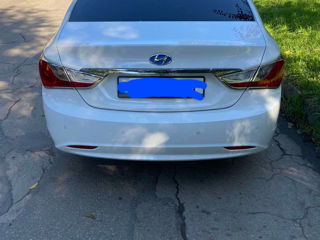 Hyundai Sonata foto 2