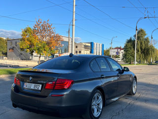 BMW 5 Series foto 2