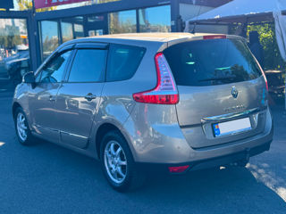 Renault Grand Scenic foto 6