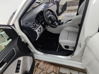 Mercedes B-Class foto 8