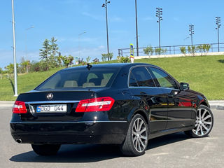 Mercedes E-Class foto 4