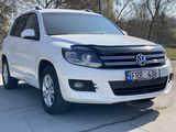 Volkswagen Tiguan foto 1