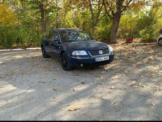 Volkswagen Passat foto 3