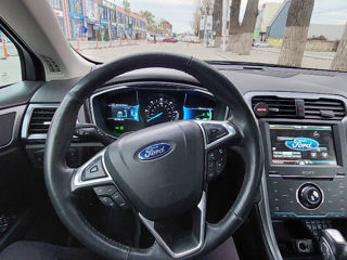 Ford Fusion foto 3