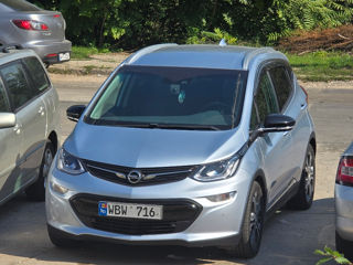 Opel Ampera-E foto 1