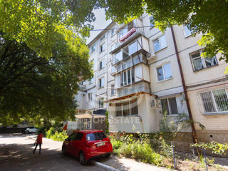 Apartament cu 3 camere, 60 m², Buiucani, Chișinău foto 16