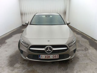 Mercedes A-Class foto 2