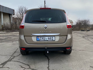 Renault Grand Scenic foto 3