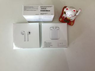 Apple airpods 2 with wireless charging case новые 175 euro. модель  mrxj2zm/a foto 1