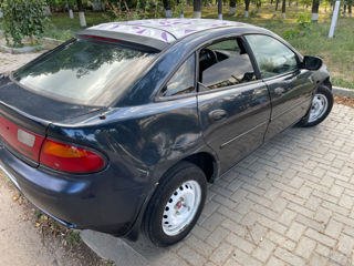 Mazda 323 foto 5