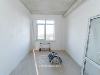 Apartament cu 2 camere, 75 m², Botanica, Chișinău foto 14