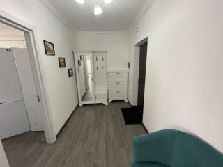 Apartament cu 2 camere, 68 m², Centru, Chișinău foto 8