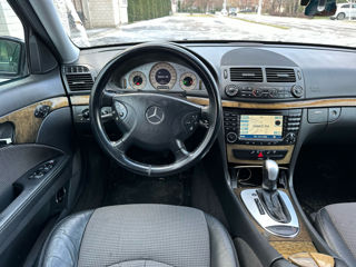 Mercedes E-Class foto 8