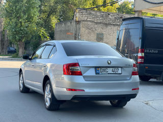 Skoda Octavia foto 4