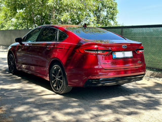 Ford Fusion foto 4