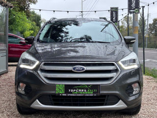 Ford Kuga foto 2