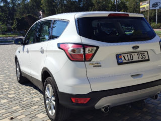 Ford Kuga foto 3