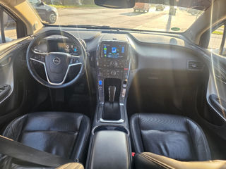 Opel Ampera foto 10