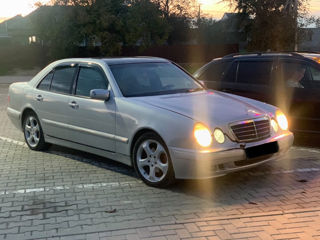 Mercedes E-Class