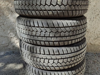 Vînd anvelope 185/60 R15