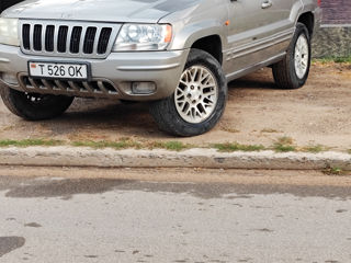 Jeep Grand Cherokee foto 4