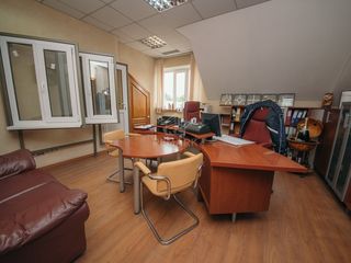 Se vinde spațiu pentru oficii situat în Centrul orașului, str. Armenească ! foto 11