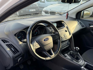 Ford Focus foto 13