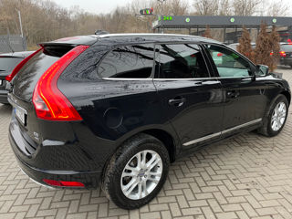 Volvo XC60 foto 4