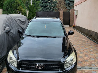 Toyota Rav 4 foto 1