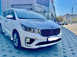 KIA Carnival foto 3