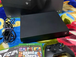 Vând Xbox One X    1TB sau schimb pe IPhone foto 2