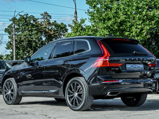 Volvo XC60 foto 2