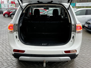 Mitsubishi Outlander foto 16