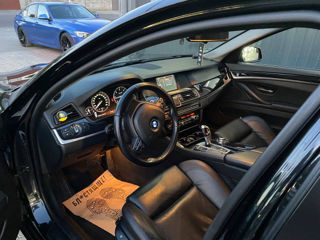 BMW 5 Series foto 4