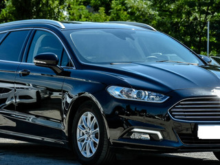 Ford Mondeo foto 1