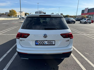 Volkswagen Tiguan foto 2