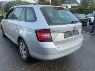 Skoda Fabia foto 2