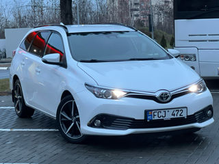 Toyota Auris foto 5