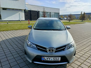 Toyota Auris foto 2