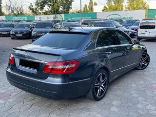 Mercedes E-Class foto 4