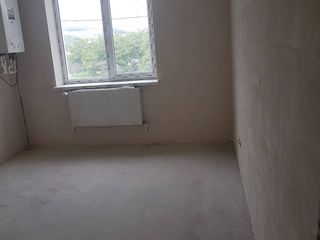 Apartamen in bloc nou cu 2 camere foto 3