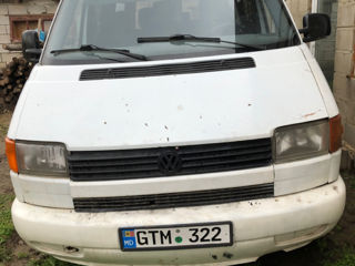 Volkswagen T4 foto 4