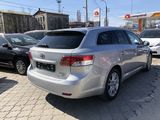 Toyota Avensis foto 5