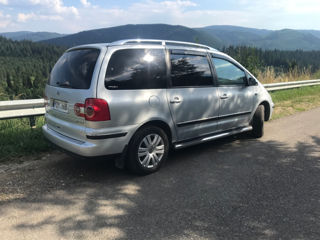 Volkswagen Sharan foto 8