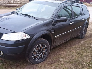 Renault Megane foto 2