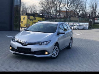 Toyota Auris foto 9